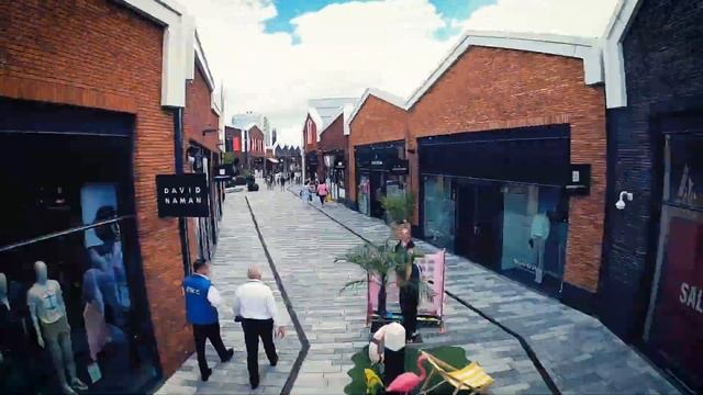 AMSTERDAM THE STYLE OUTLETS смотреть онлайн