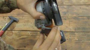 Простое и полезное приспособление для болгарки! Крутая самоделка для гаража или мастерской!