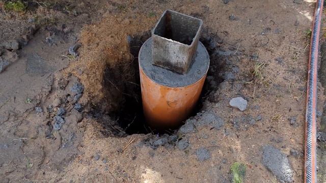 171 Делаем навес  Установка столбов в землю по новой технологии 6