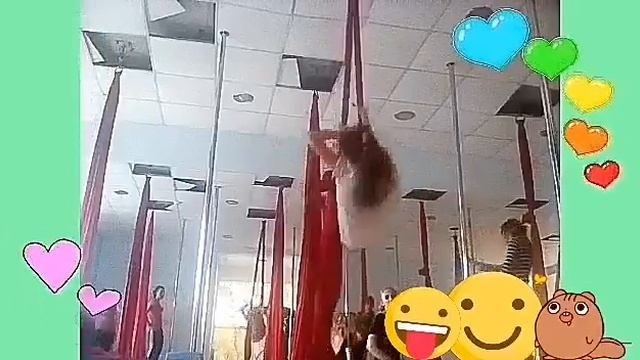 Воздушная гимнастика (Акробатика)  Научилась делать срыв!