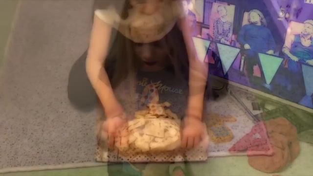 Это очень уж странный предмет, он вроде бы есть, а вроде и нет.. смотреть онлайн