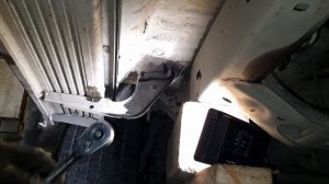Как снять подножку на Toyuta Hilux Surf KZN185 1KZ-TE