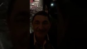 НА СОБРАНИЕ НЕ ХОДИТ.