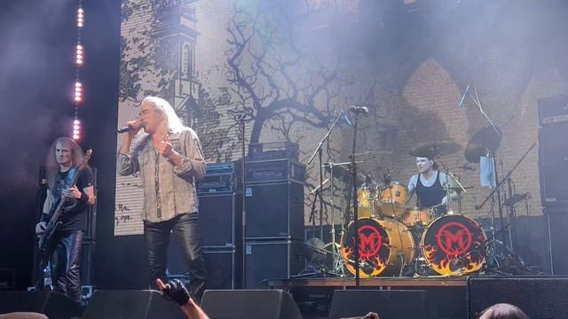 Мастер 35 лет. Кресты смотреть онлайн