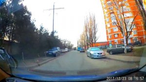 Первый выезд в город после площадки. Уроки вождения. Ученица Виктория.