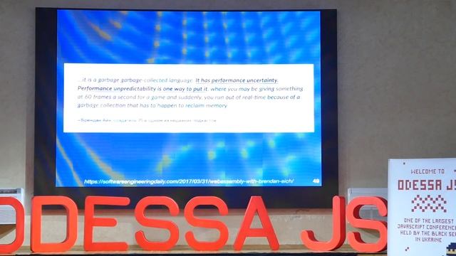 Yuriy Sherstyuk - Algorithms in Front End: from V8 to VDOM смотреть онлайн