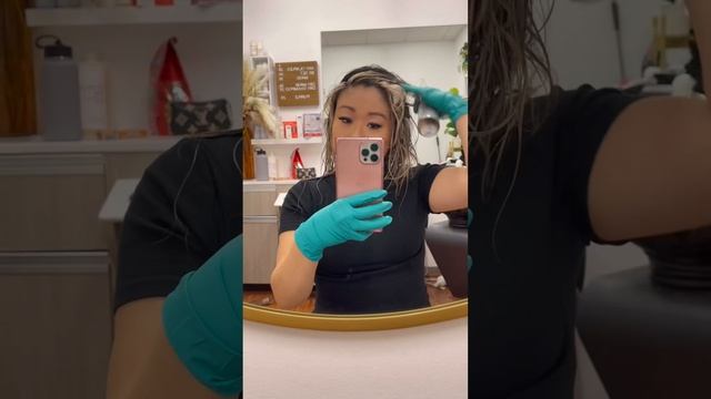 Come do my hair with me toner refresh  olaplex treatment.
