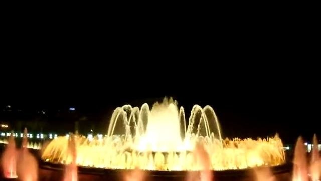 Музыкальные фонтаны в Барселоне - 1