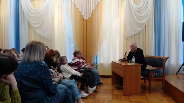 Открытие выставки работ Антона Ломаева "Мой остров сокровищ" смотреть онлайн