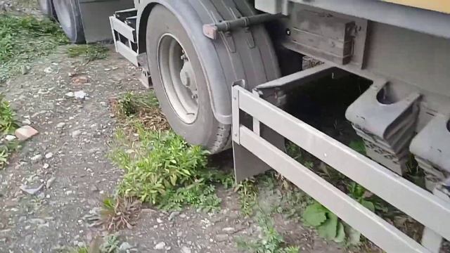 Забираю Фредлайнер с сервиса, обзор на новый прицеп Тонар.