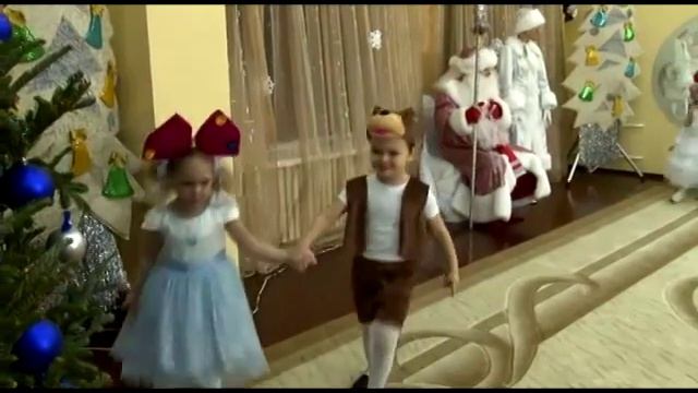 Танцевальная композиция: "Чудеса в Новый год". Ср.гр. смотреть онлайн