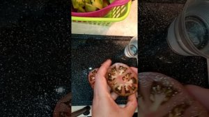 Томат Крымский черный от Голлицина (Дегустация + разрез) 2020