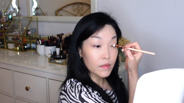 Tom Ford Eye Color Quad Crème ?Rose Topaz? Review, Swatches, Makeup Demo смотреть онлайн