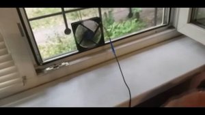 Cделал вентилятор в окне