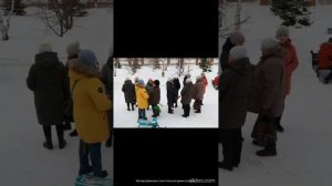 В Заринске Алтайского края прошли похороны известного танцора, артиста Дмитрия Красилова.