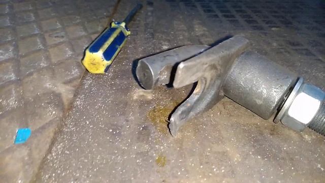 Замена рулевой трапеции на НИВА ВАЗ 2121 и замена маятника смотреть онлайн