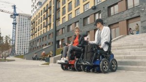 Лучшая инвалидная коляска с электроприводом вездеход ступенькоход Caterwil GTS 4WD