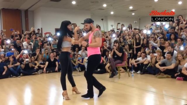 Daniel y Desiree (Bachata) Comiendote a Besos - Bachatea World Congress смотреть онлайн