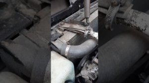 газовый упор капота на ниву