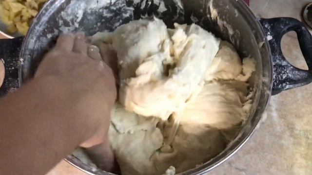 Тесто на пиццу/ Пеку пиццу и булочки/Простой рецепт?