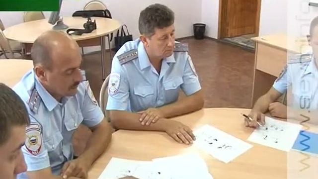 Распознать злоумышленника по мимике и жестам смотреть онлайн