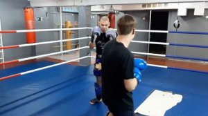 Спарринг, Тренер против ученика, Тайский бокс