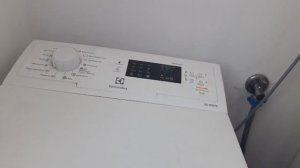 Pralka Electrolux EWT1062TDW 100rpm