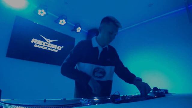 Record Video Stream | MANTONE смотреть онлайн