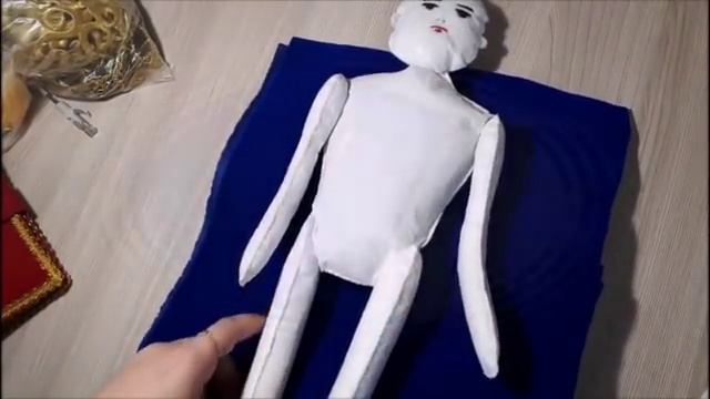 Кукла из фетра в казахском национальном костюме