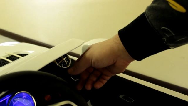 Детский электромобиль Mercedes-Benz SL65 смотреть онлайн