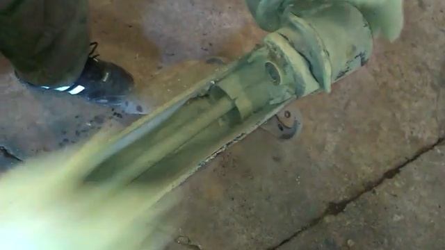 Замена сайлентблоков задней балки Toyota Estima смотреть онлайн