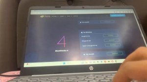 ￼ Как скачать на ноутбук плеймаркет буду показывать￼