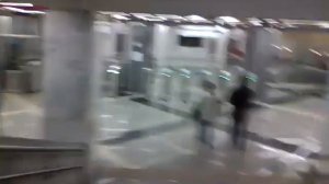 метро , выход из Чистых прудов , А вход- тургеневскую или Сретенский бульвар