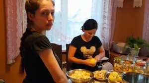 В ГОСТЯХ У БАБУШКИ! ВКУСНО, СЫТНО И ДУШЕВНО! Влог про жизнь в деревне