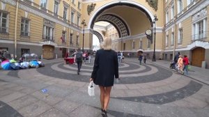 Куда сходить в Питере? Музей «Дом наоборот»! Обзор доставки «Важная рыба»!