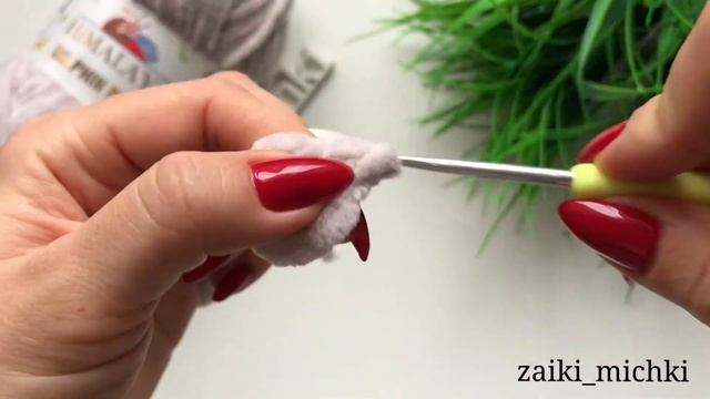 Уроки вязания крючком из плюшевой пряжи. Прибавки.