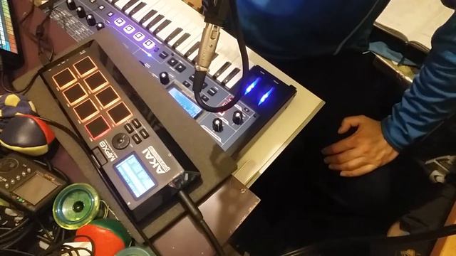 trial Techno Novation MiniNova - Synthesizer experience 180 bpm B natural minor harmonica смотреть онлайн