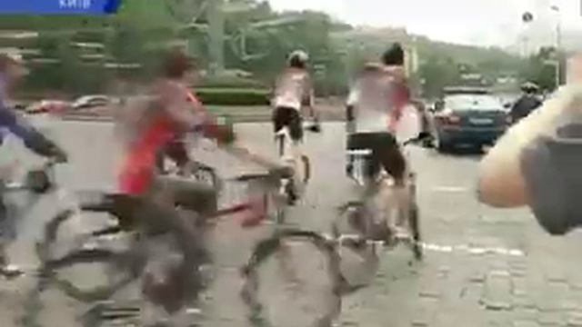 Велотур "Мир без сирот" смотреть онлайн