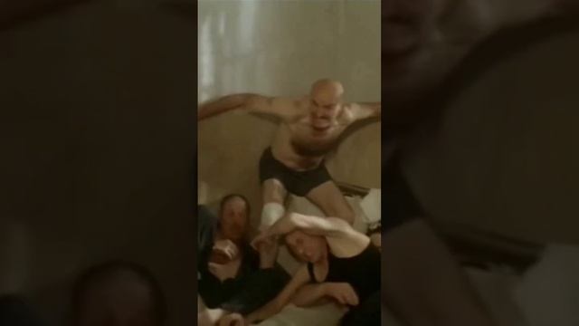 ЗАЧЕМ ТЫ БЕЗ МЫЛА ПОСТИРАЛ смотреть онлайн