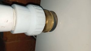 Новый газовый котел Атон течет, а горелка работает будто на дровах.