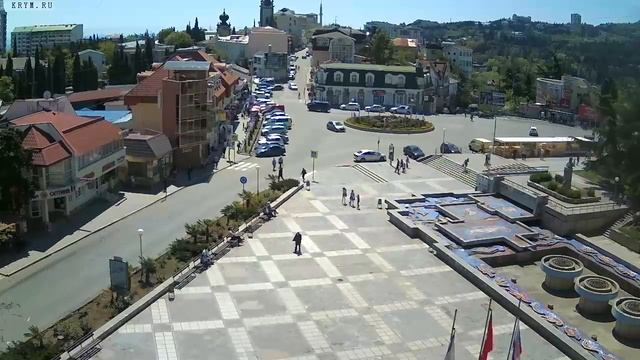 Вебкамера "Площадь Советская". Запись 09.05.2016 12:00:01 смотреть онлайн