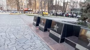 Площадь Победы Тула. Три Штыка. Монумент