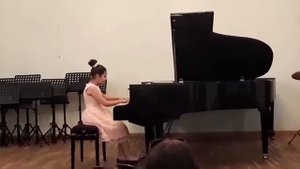 Алла Айвазян- А. Илинский - Волчок