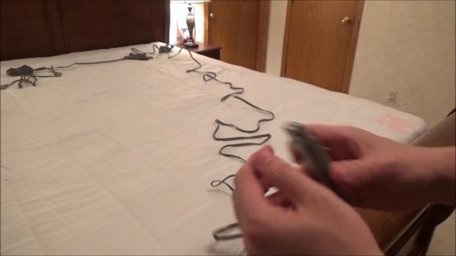 Sunbeam's Quilted HEATED Mattress Pad Unboxing & Review смотреть онлайн