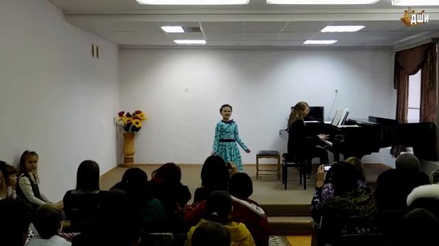 "Песенка про пингвина" исп. Степанова Янина, 1 класс ДШИ, г. Славутич смотреть онлайн