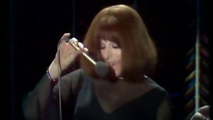 Margaretha Krook imiterar Lill Lindfors