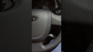 Перешив руля и подушки безопасности Лада Гранта в кожу.