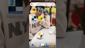 Как упорядочить приложения на главном экране ?