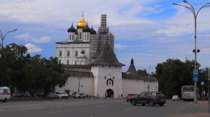 Pskov Kremlin - Krom and Trinity Cathedral | Second part: Our city walk