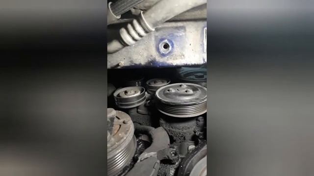 Замена ремня ГРМ Opel 1.7 Isuzu смотреть онлайн